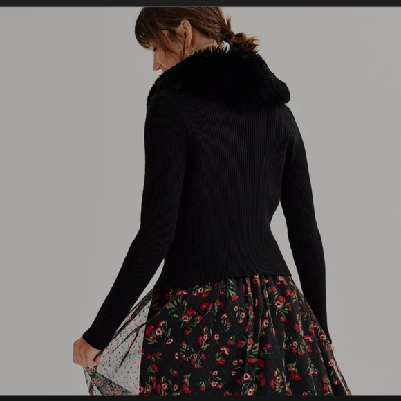 Draper James Tie Front Cardigan With Removable Fur Trim NWT - Picture 2 of 15